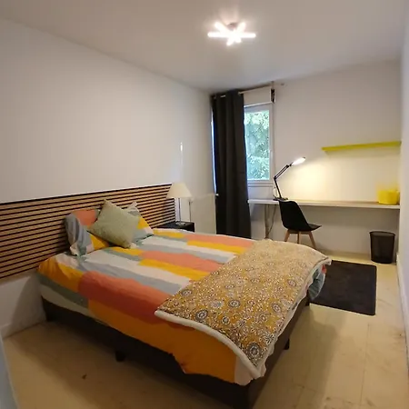 Apartment Spacieux Et Confortable Compiegne