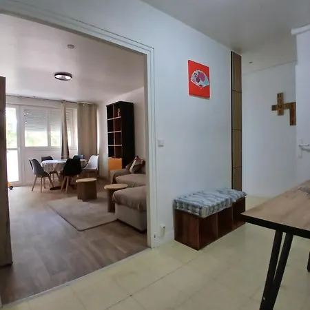 Apartment Spacieux Et Confortable